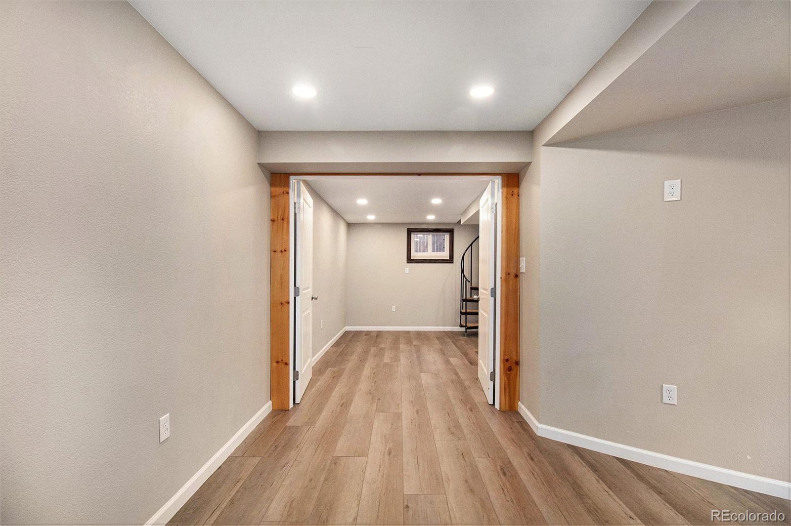 1140 Roslyn Street Denver CO 80220
