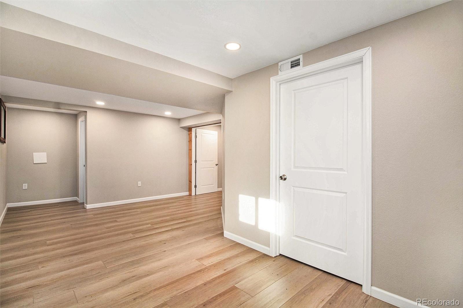 1140 Roslyn Street Denver CO 80220