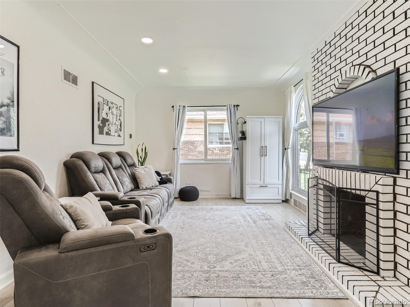 2770 W 40th Avenue Denver CO 80211