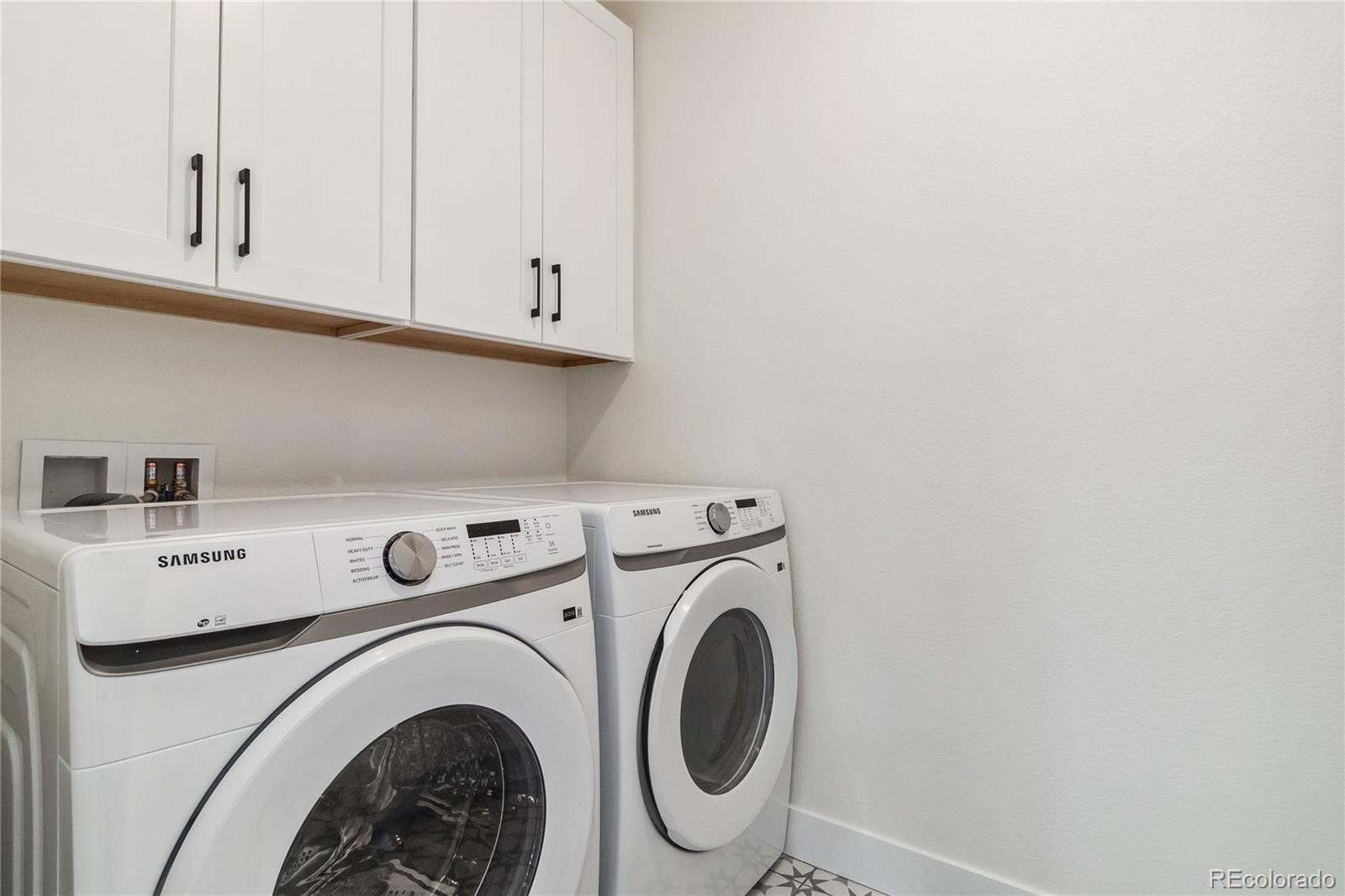 8918 Whiteclover Street Littleton CO 80125