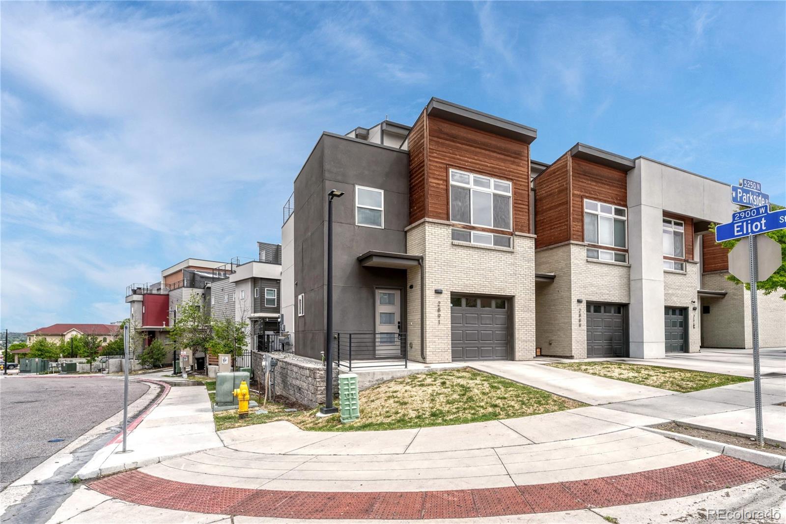 2891 W Parkside Place Denver CO 80221