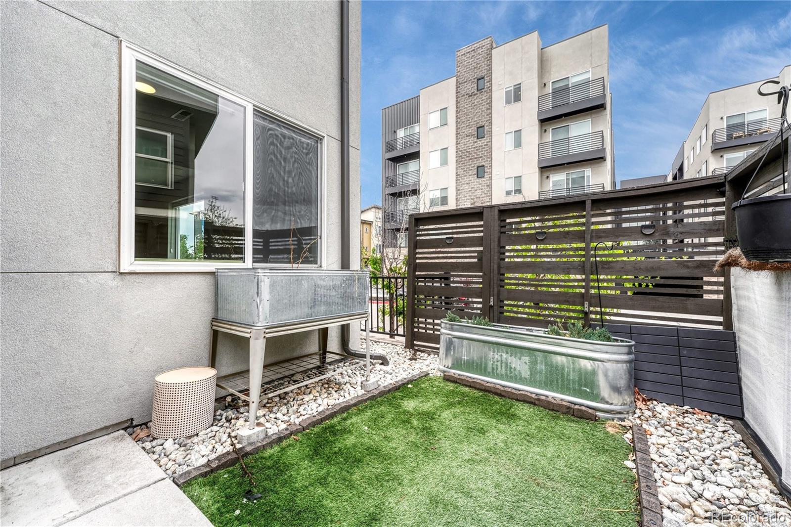 2891 W Parkside Place Denver CO 80221