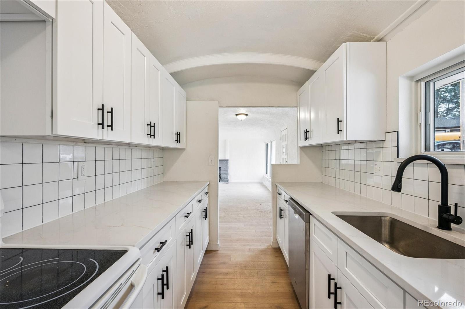 2110 Eagle Circle Aurora CO 80011