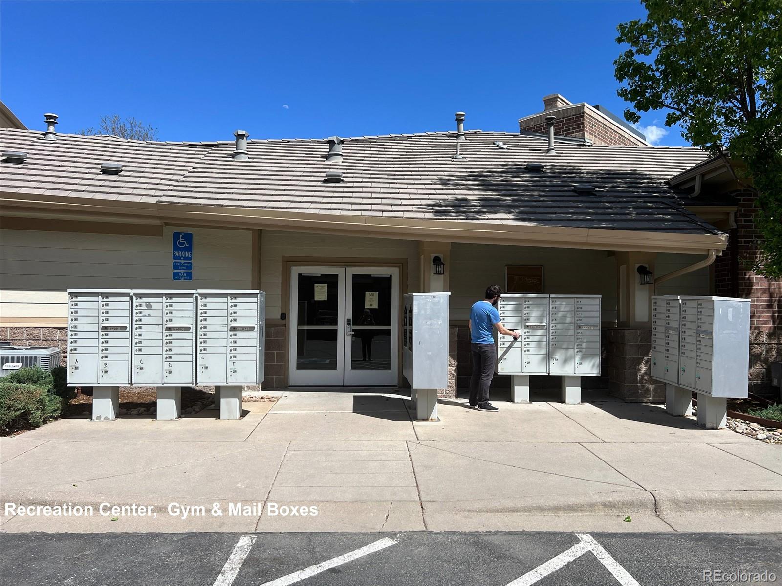 3865 S Dayton Street Aurora CO 80014