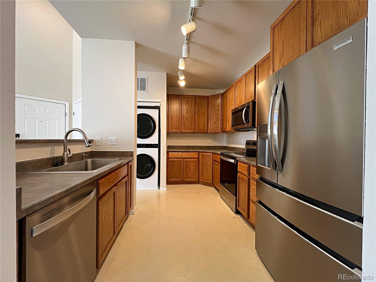 3865 S Dayton Street Aurora CO 80014