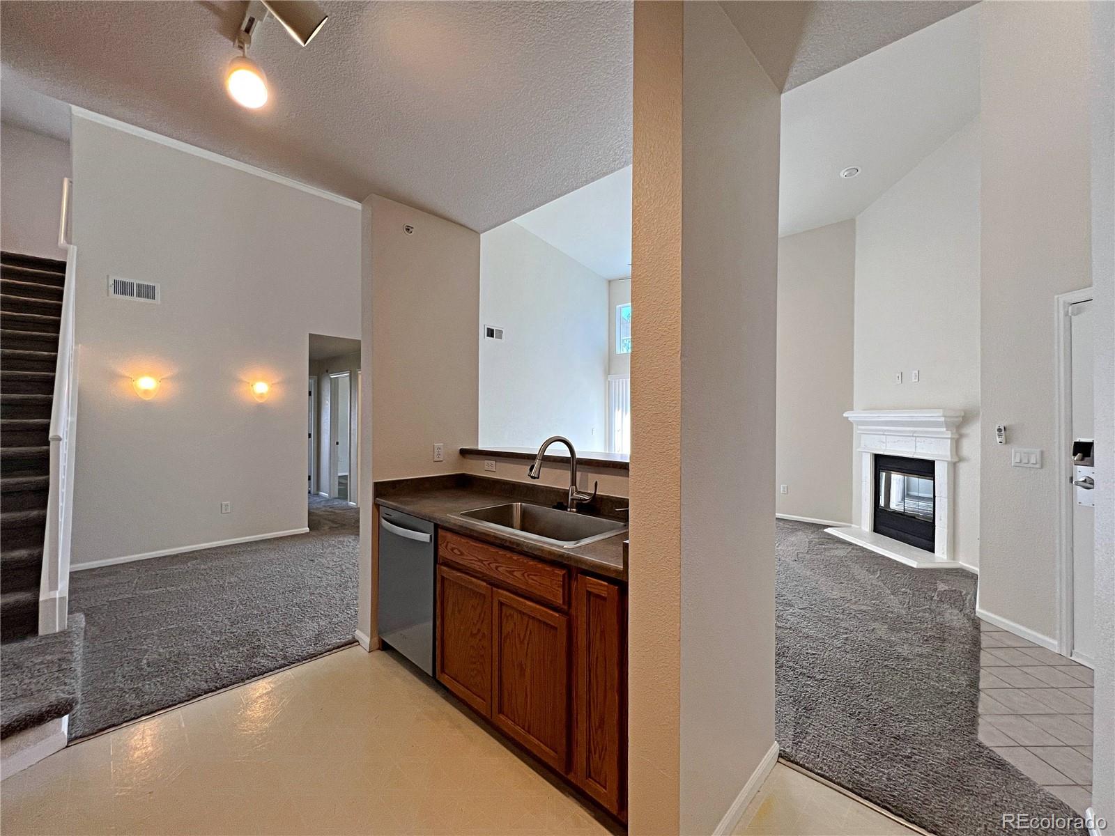 3865 S Dayton Street Aurora CO 80014