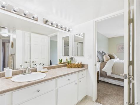 12912 Ironstone Way Parker CO 80134