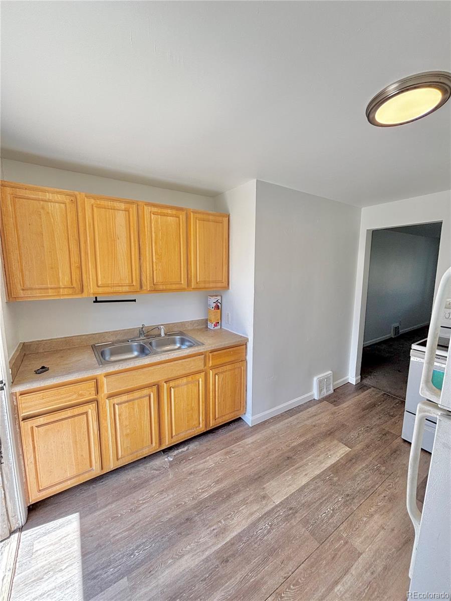 1181 Akron Aurora CO 80010