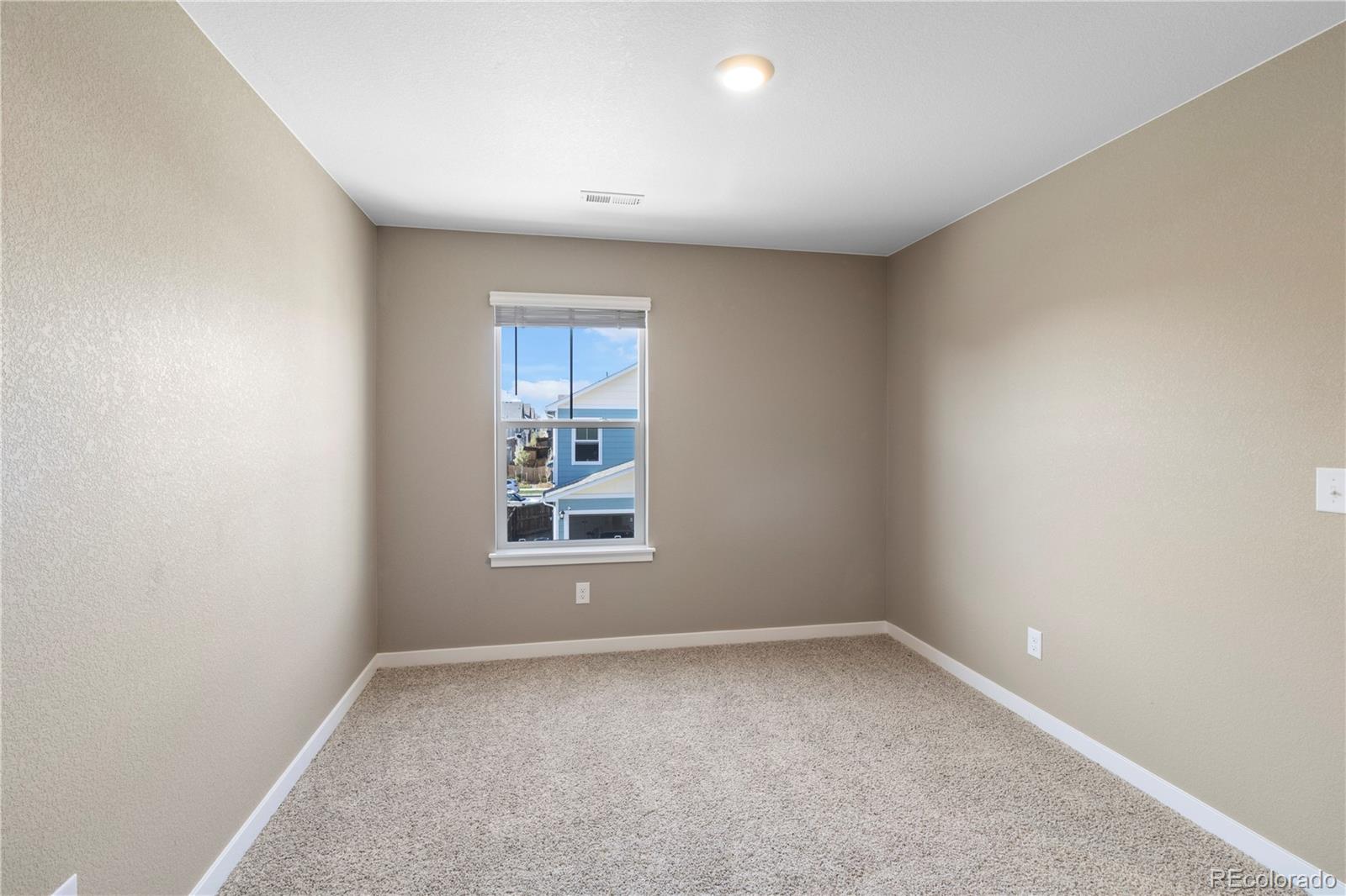 827 N Quatar Street Aurora CO 80018