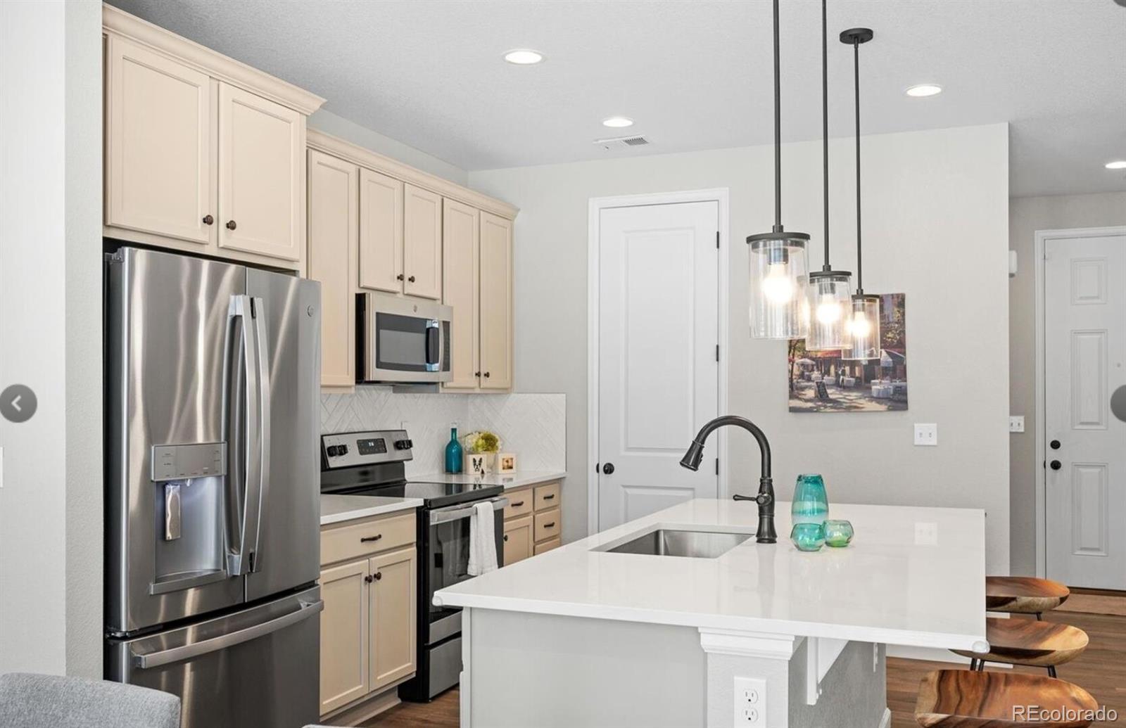 4633 S Nepal Way Aurora CO 80015