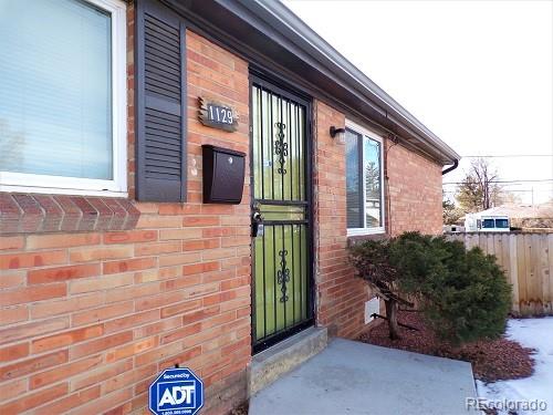 1129 Dallas Street Aurora CO 80010