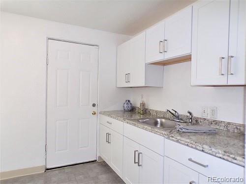 1129 Dallas Street Aurora CO 80010