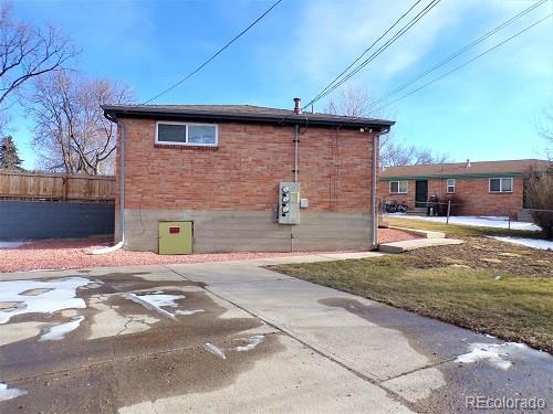1129 Dallas Street Aurora CO 80010
