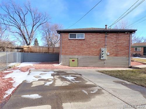 1129 Dallas Street Aurora CO 80010