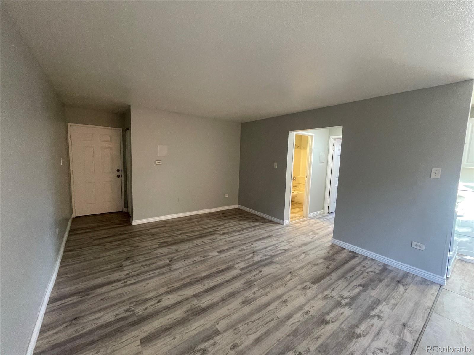1590 Clinton Aurora CO 80010