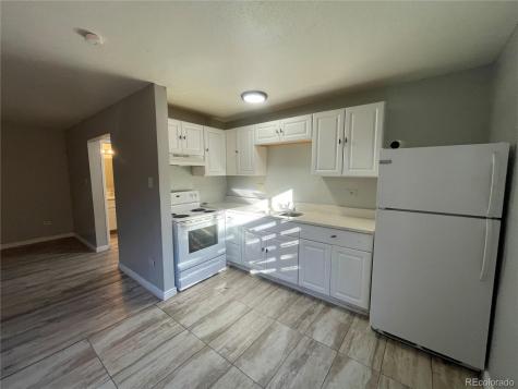 1590 Clinton Aurora CO 80010