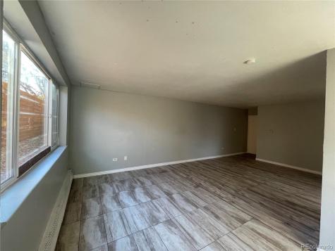 1590 Clinton Aurora CO 80010