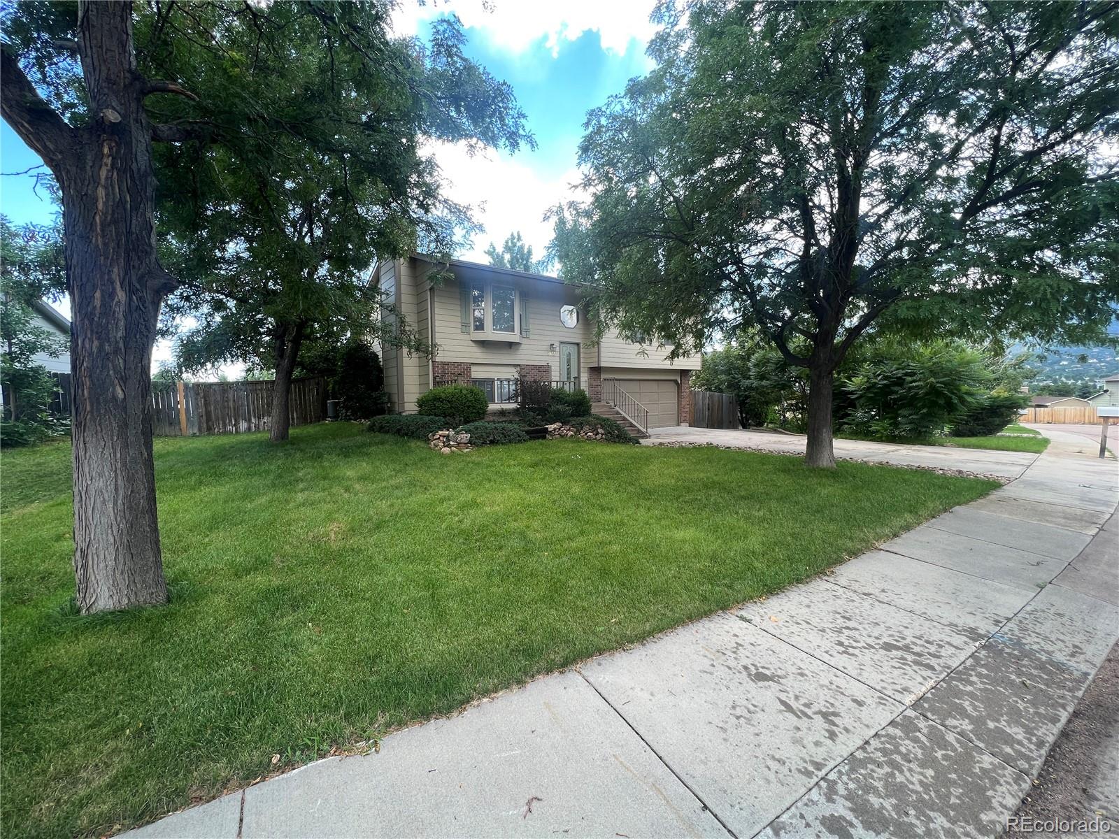 3835 Glenhurst Street Colorado Springs CO 80906
