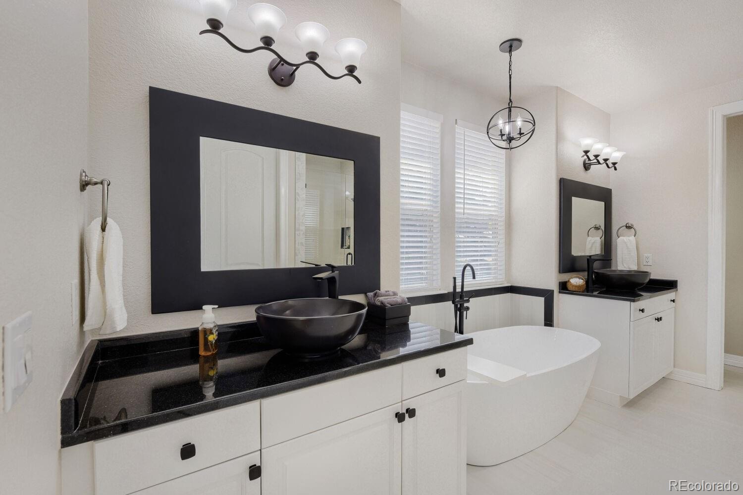 9889 Sunset Hill Circle Lone Tree CO 80124