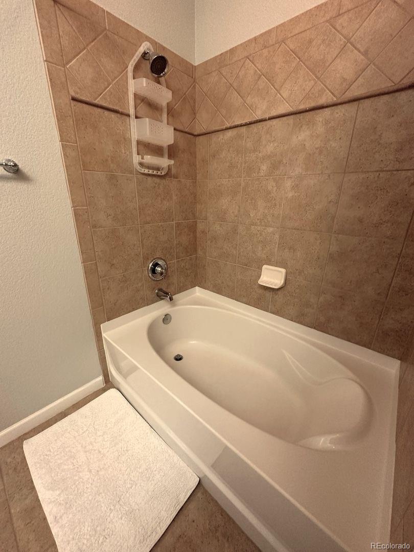 7865 Vallagio Lane Englewood CO 80112
