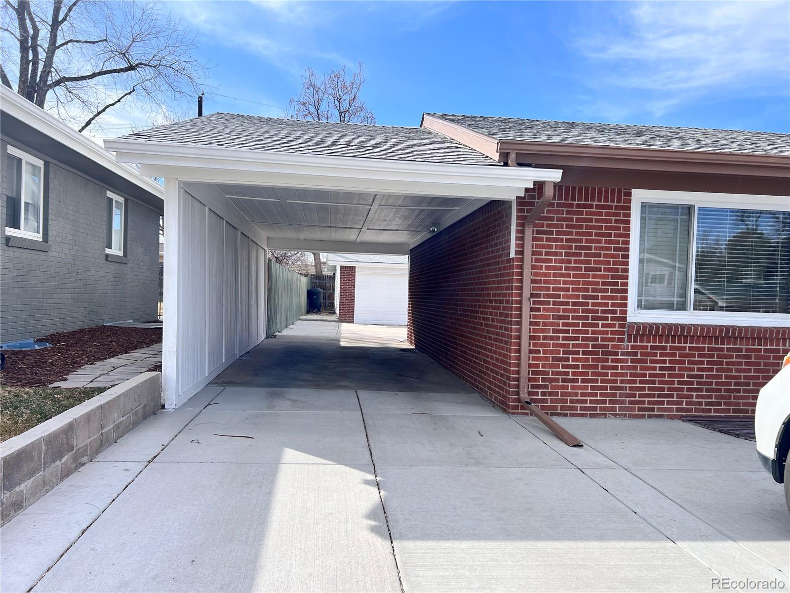 2271 S Vrain Street Denver CO 80219
