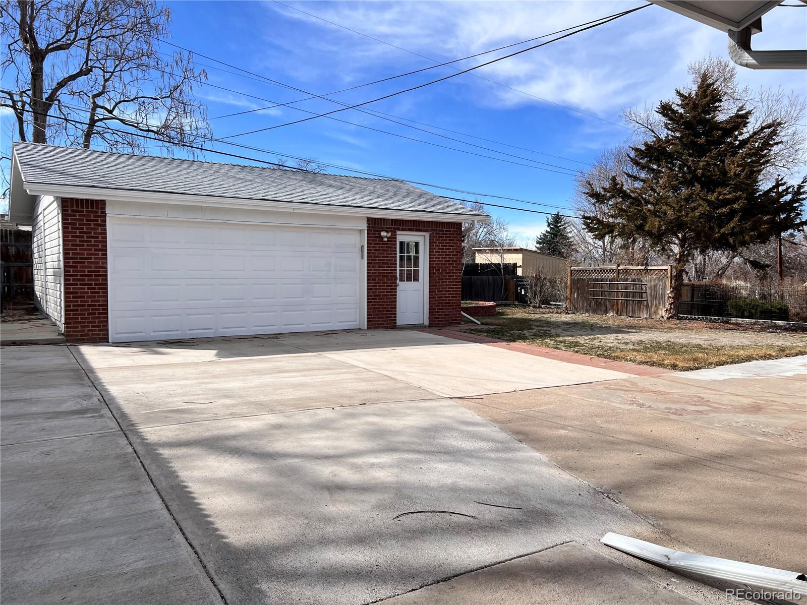 2271 S Vrain Street Denver CO 80219