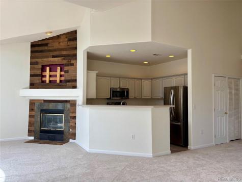 3995 S Dillon Way Aurora CO 80014