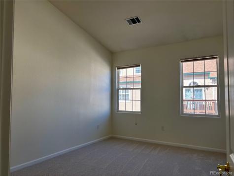 3995 S Dillon Way Aurora CO 80014