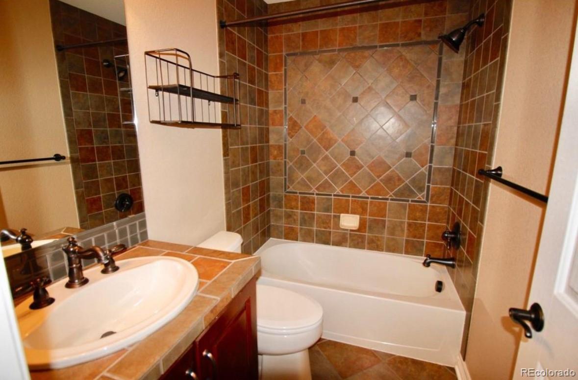 4890 Raven Run Broomfield CO 80023