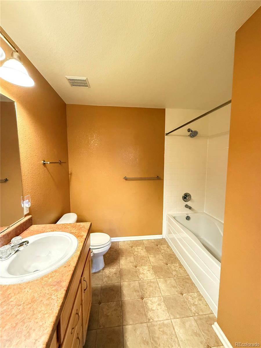 9786 Mayfair Street Englewood CO 80112