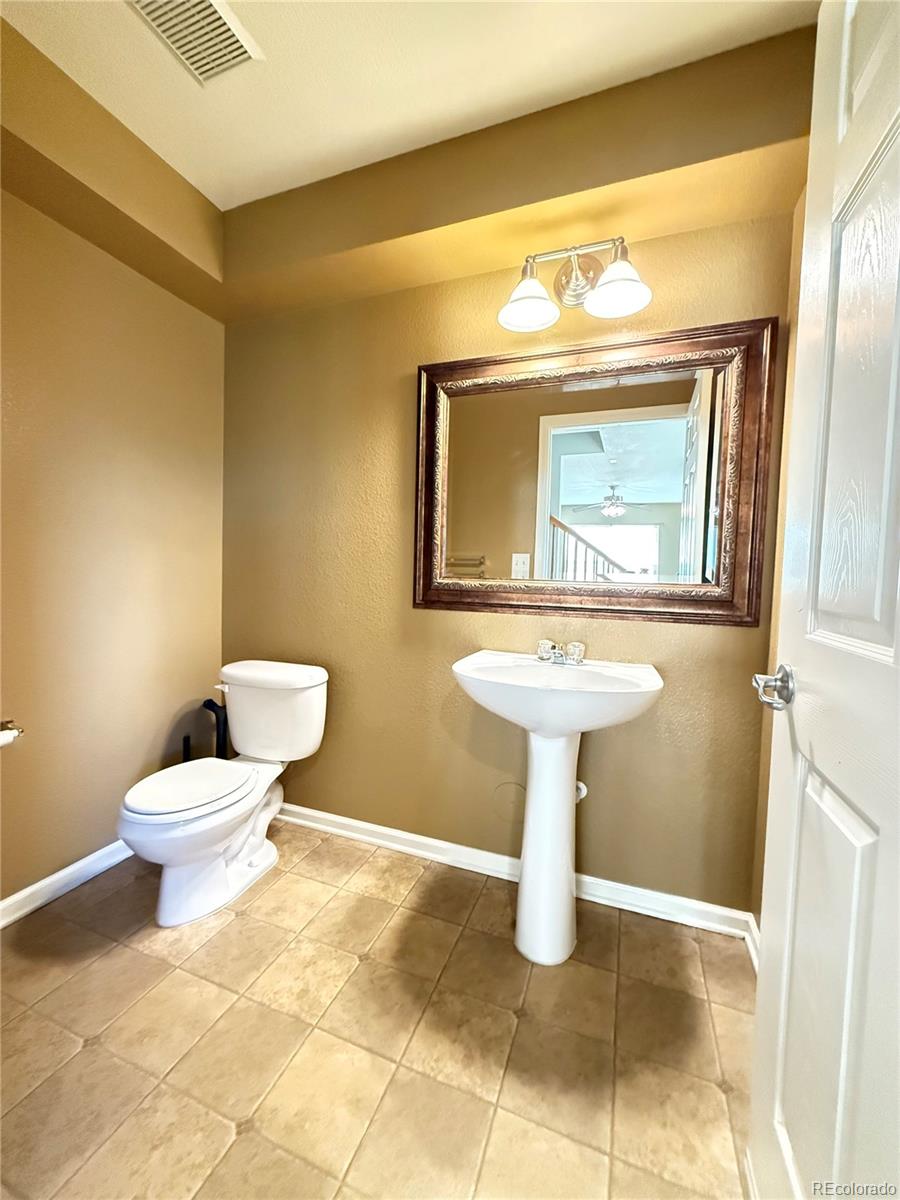 9786 Mayfair Street Englewood CO 80112