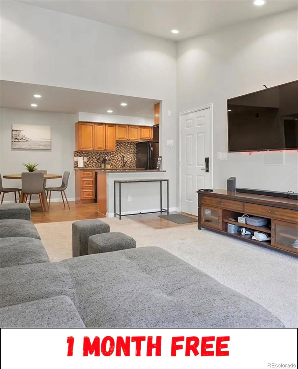 10273 E Peakview Avenue Englewood CO 80111