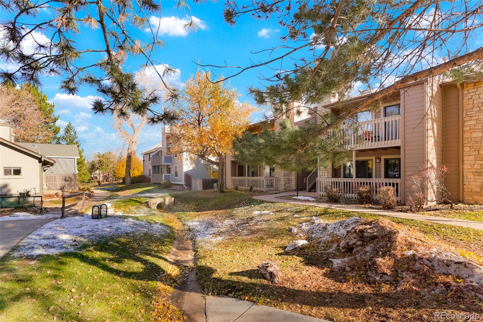 10273 E Peakview Avenue Englewood CO 80111