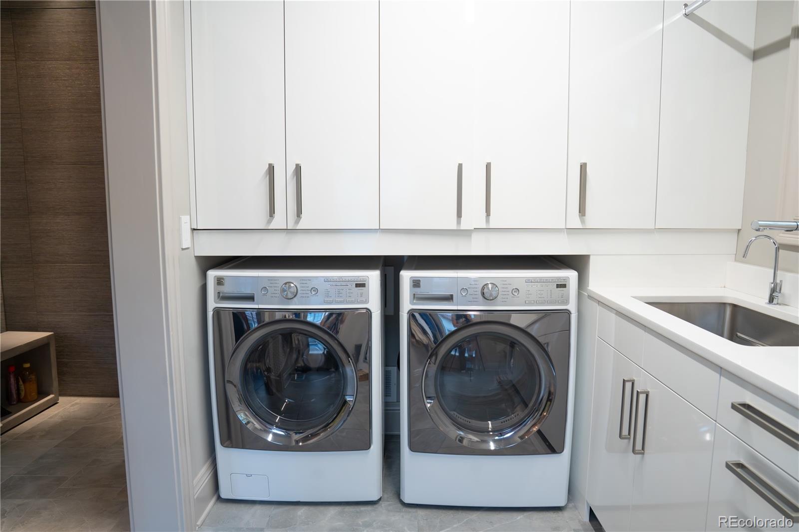 190 S Glencoe Street Denver CO 80246