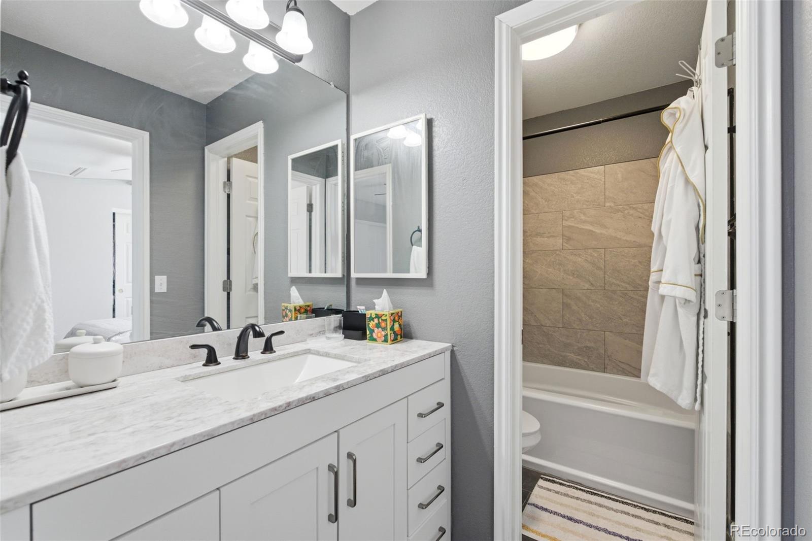 5127 S Malaya Court Centennial CO 80015