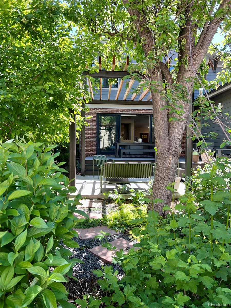 969 Jackson Street Denver CO 80206