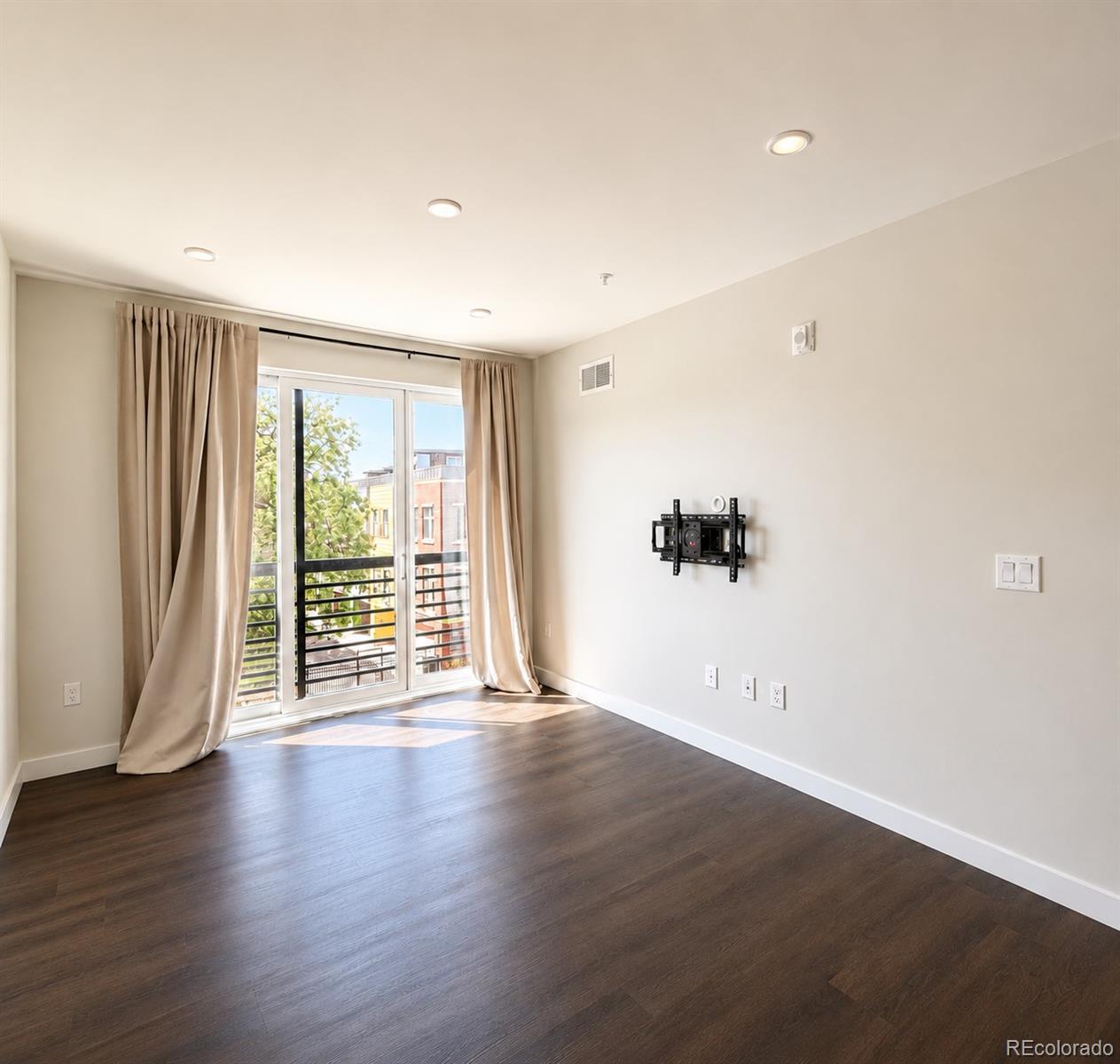 2120 N Downing Street Denver CO 80205
