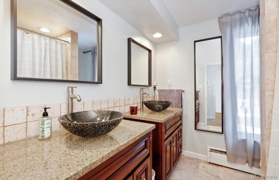 2555 Monaco Parkway Denver CO 80207