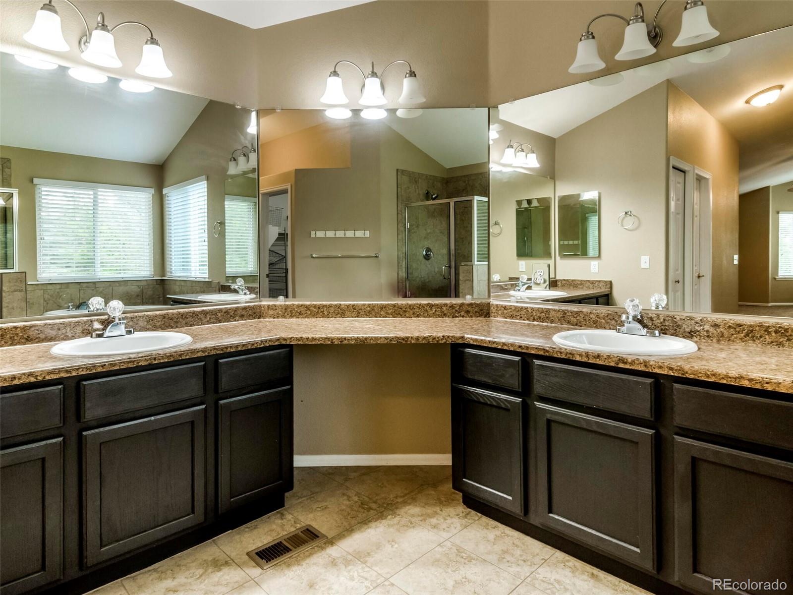10272 Dunsford Drive Lone Tree CO 80124