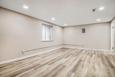 11962 E Maple Avenue Aurora CO 80012