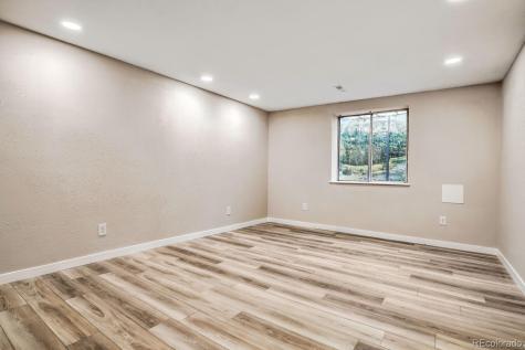 11962 E Maple Avenue Aurora CO 80012