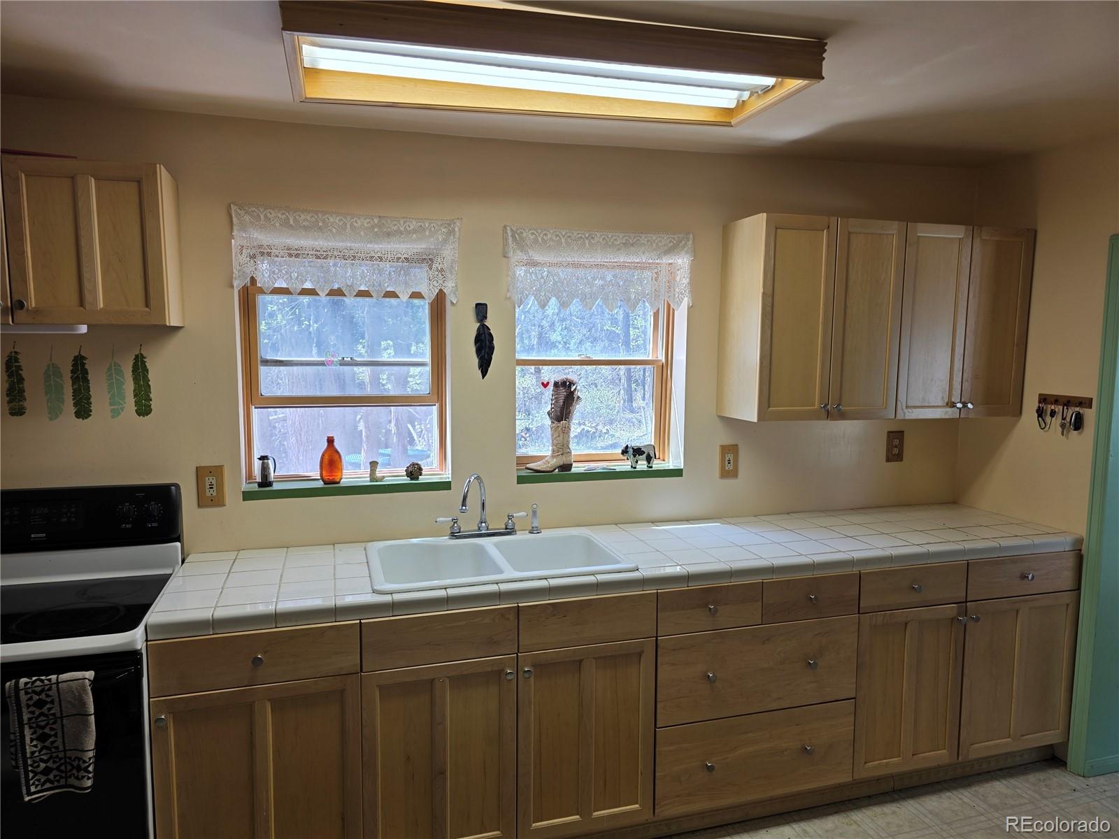 286 West Creek Road Howard CO 81233
