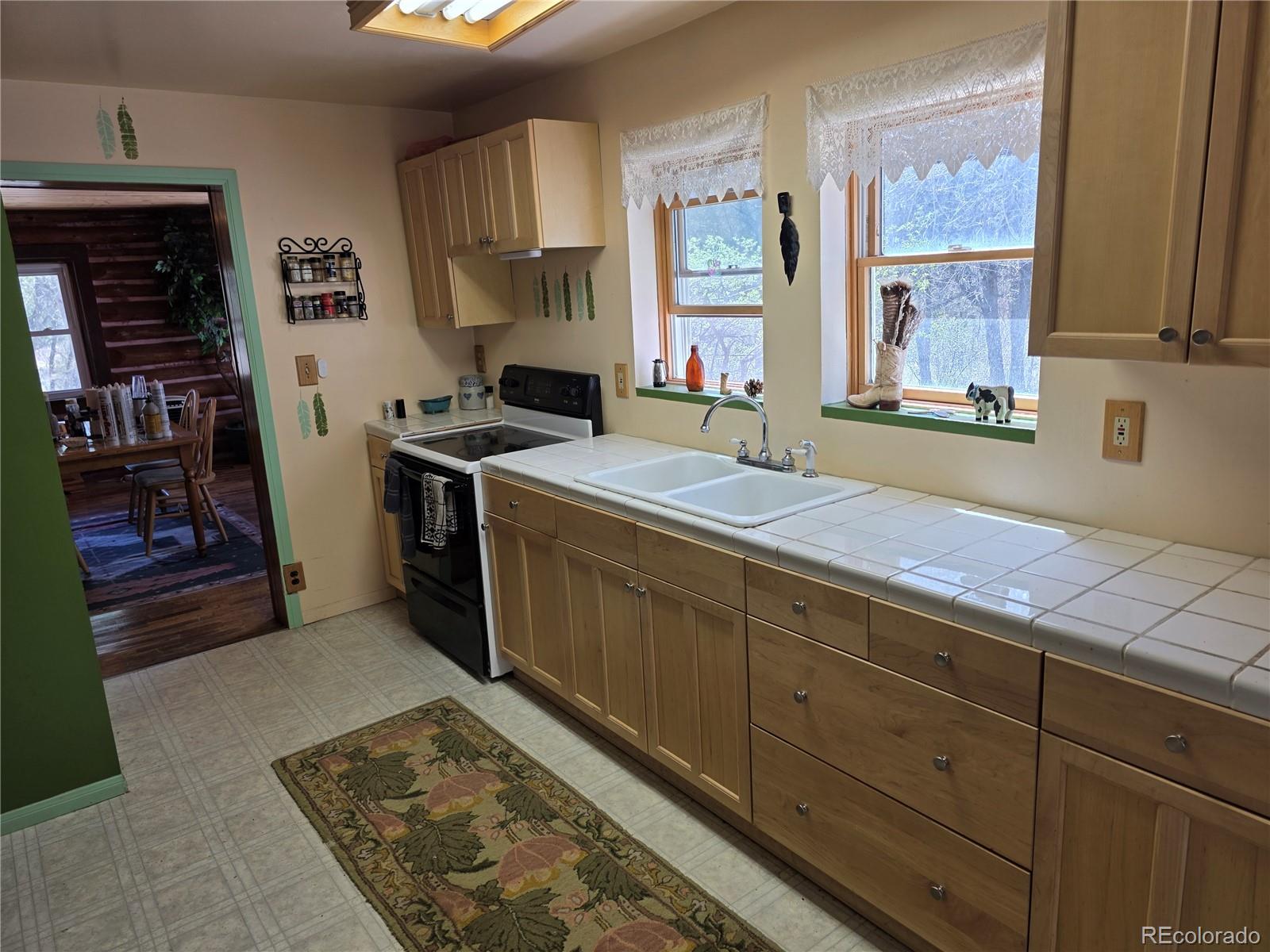 286 West Creek Road Howard CO 81233