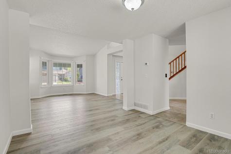 4637 S Flanders Way Centennial CO 80015