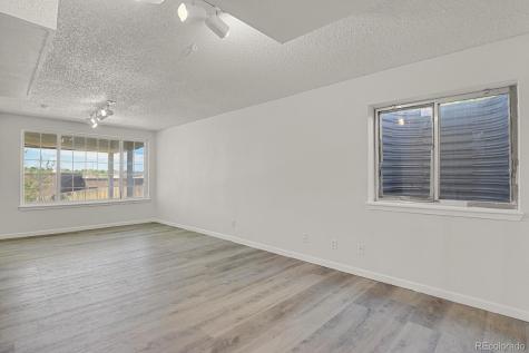 4637 S Flanders Way Centennial CO 80015