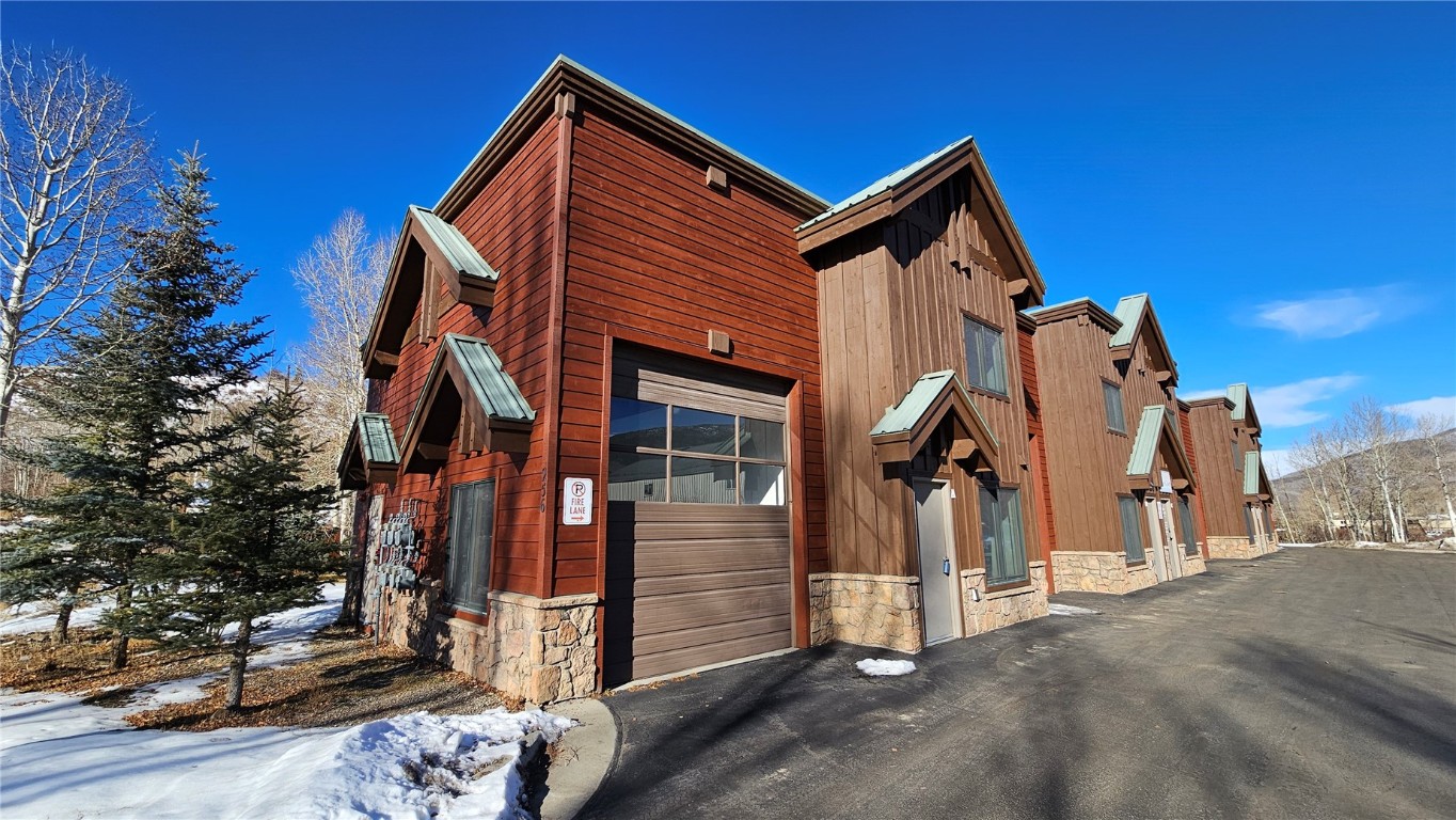 256 Annie Road Silverthorne CO 80498