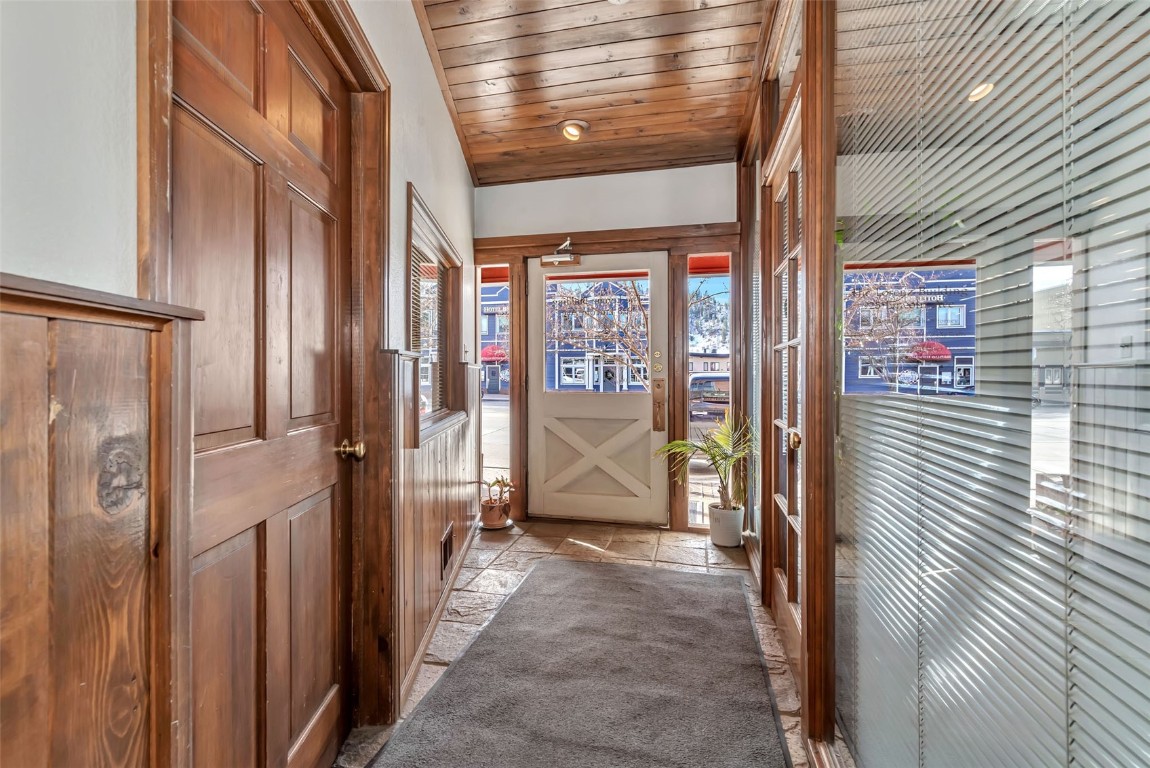 928 Lincoln Avenue Steamboat Springs CO 80487