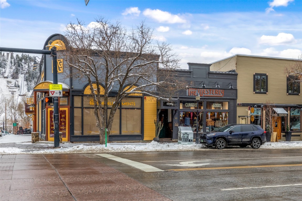 907 Lincoln Avenue Steamboat Springs CO 80487