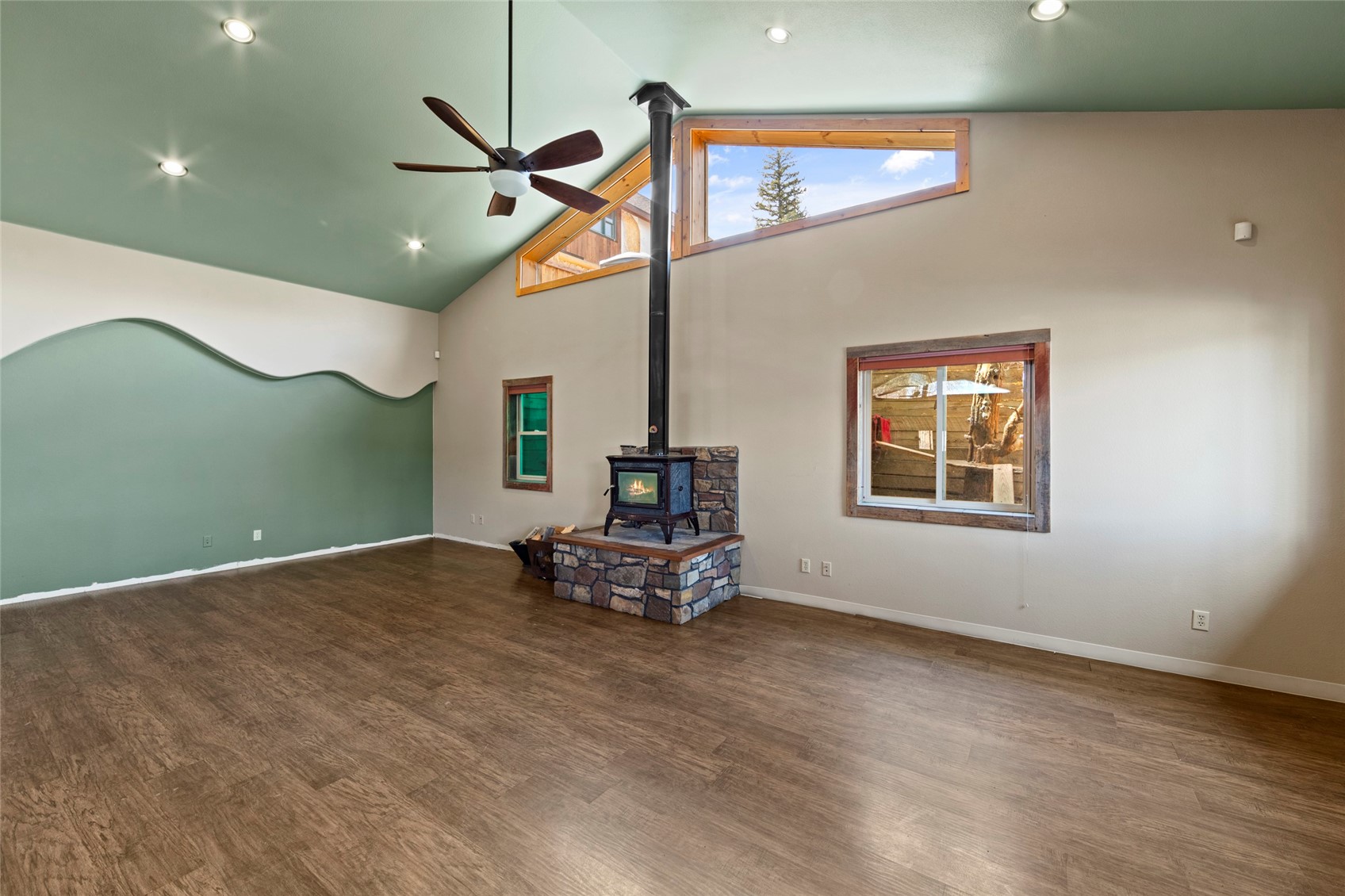 606 W Byers Avenue Hot Sulphur CO 80451