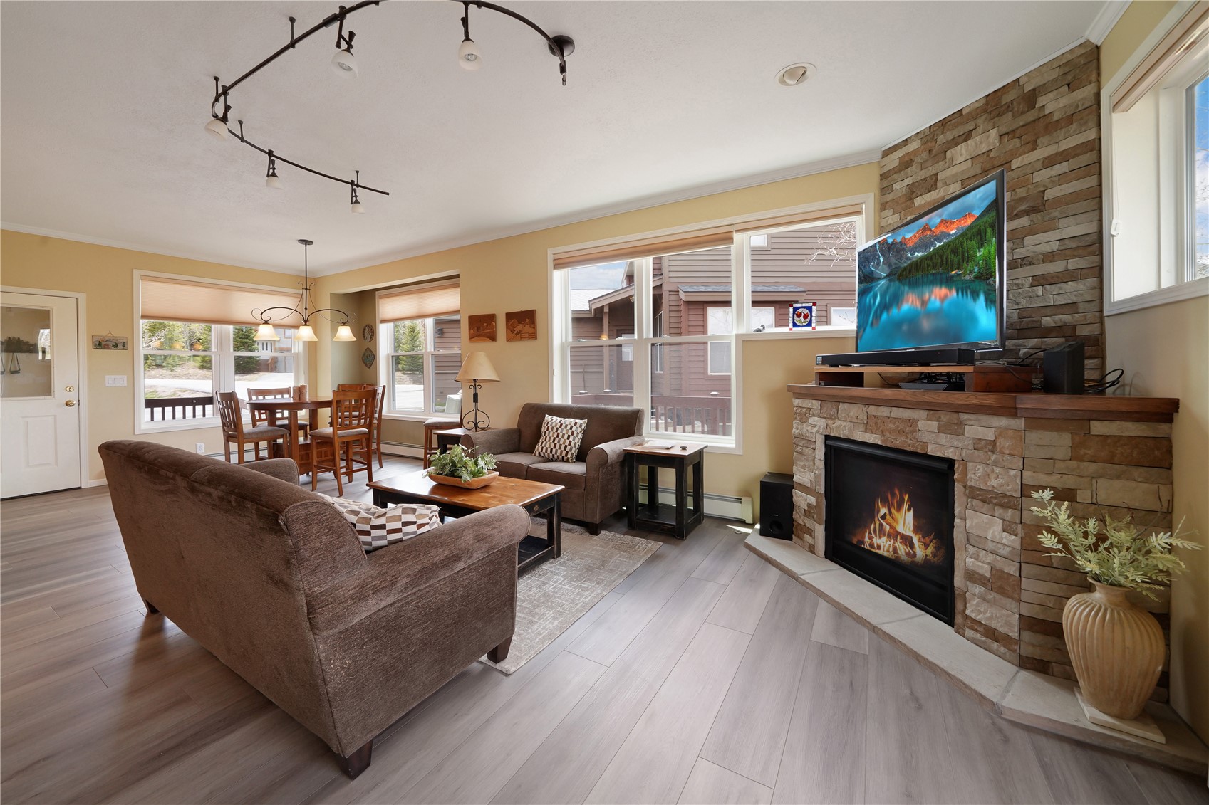 23 Twenty Grand Court Silverthorne CO 80498